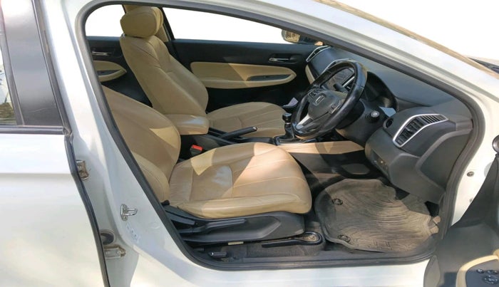 2021 Honda City 1.5L I-DTEC ZX, Diesel, Manual, 78,258 km, interior