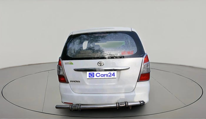 2013 Toyota Innova 2.5 G 8 STR, Diesel, Manual, 1,70,927 km, exterior