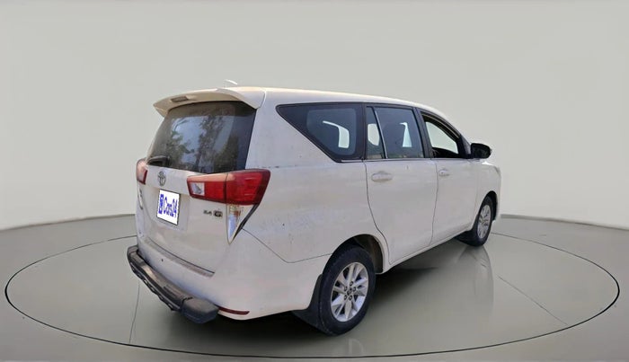 2016 Toyota Innova Crysta 2.4 G 7 STR, Diesel, Manual, 1,97,052 km, exterior