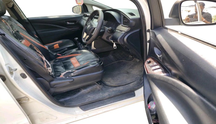 2016 Toyota Innova Crysta 2.4 G 7 STR, Diesel, Manual, 1,97,052 km, interior