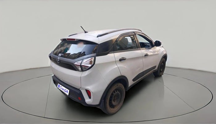 2022 Tata NEXON XM SUNROOF DIESEL, Diesel, Manual, 1,27,433 km, exterior