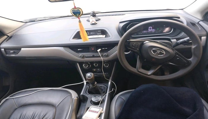 2022 Tata NEXON XM SUNROOF DIESEL, Diesel, Manual, 1,27,433 km, interior