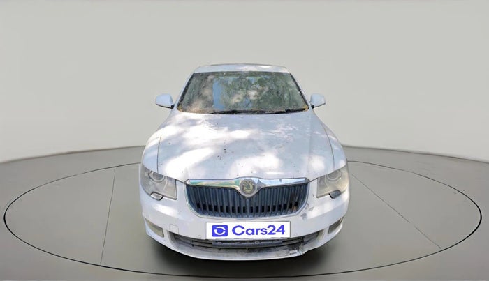 2013 Skoda Superb ELEGANCE 2.0 TDI CR AT, Diesel, Automatic, 1,07,925 km, exterior