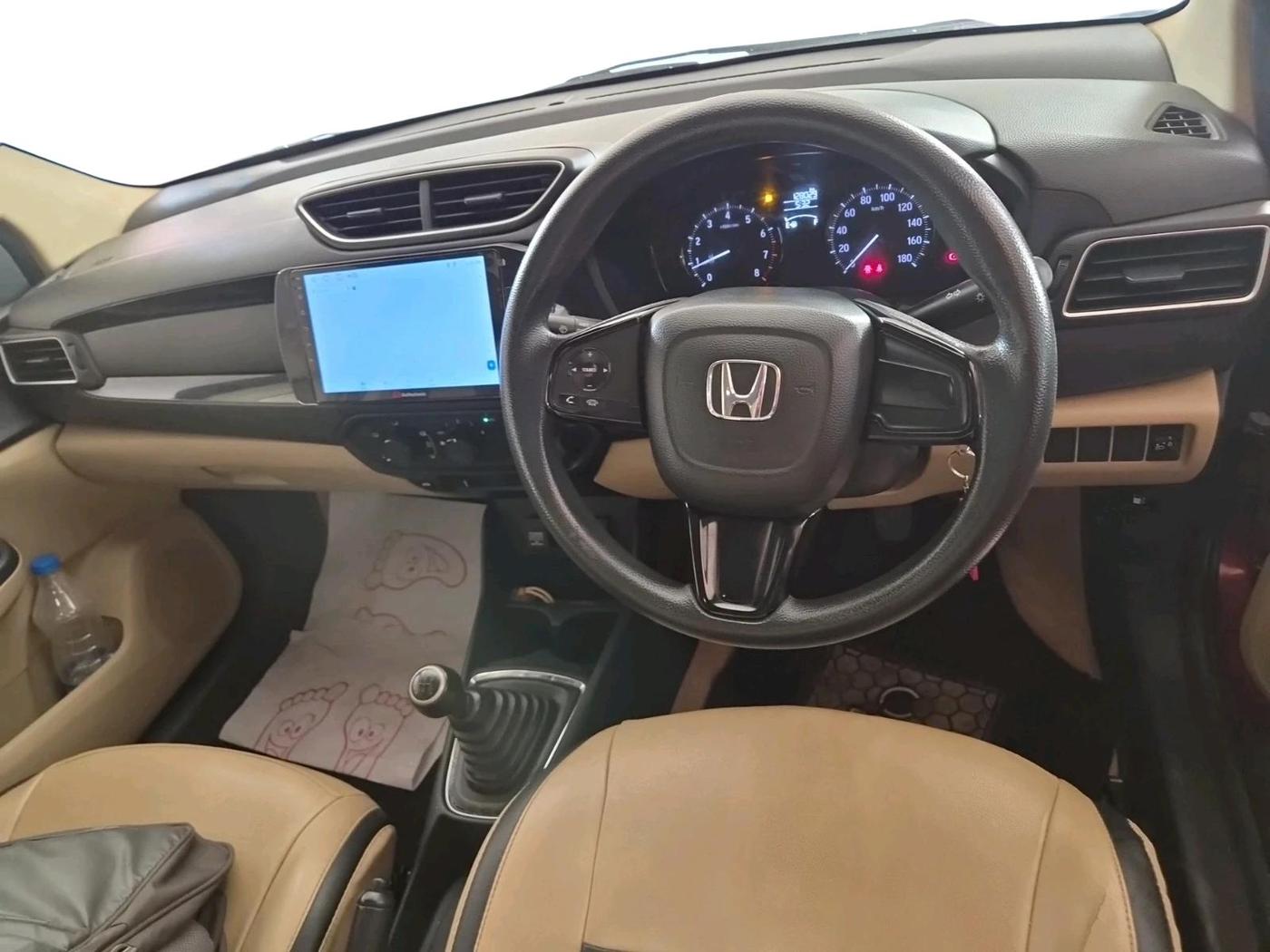 2019 Honda Amaze 1.2L I-VTEC S, Petrol, Manual, 1,28,029 km, interior