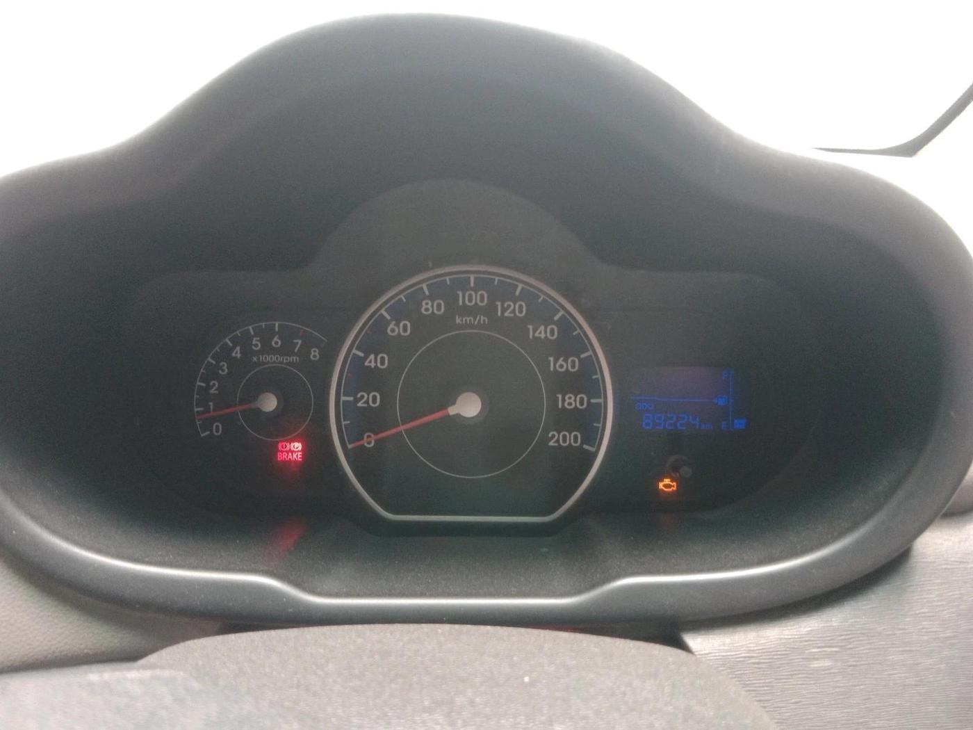 2011 Hyundai i10 MAGNA 1.2, CNG, Manual, 89,224 km, interior
