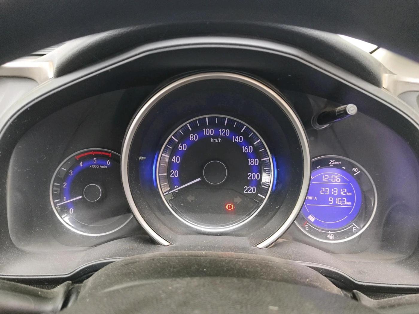 2017 Honda WR-V 1.5L I-DTEC S MT, Diesel, Manual, 2,31,312 km, interior