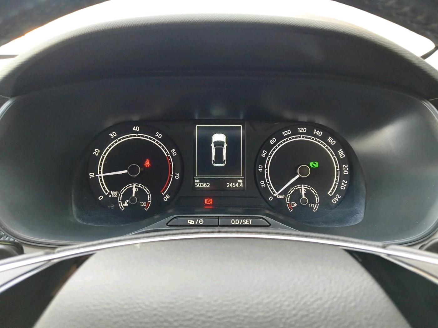 2022 Skoda KUSHAQ AMBITION 1.0L TSI AT, Petrol, Automatic, 50,362 km, interior