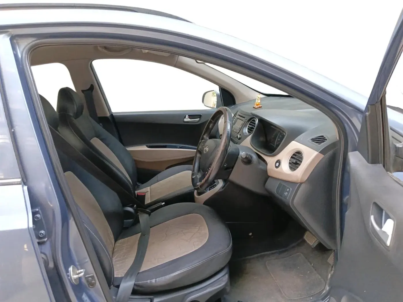 2015 Hyundai Grand i10 ASTA AT 1.2 KAPPA VTVT, Petrol, Automatic, 87,831 km, interior