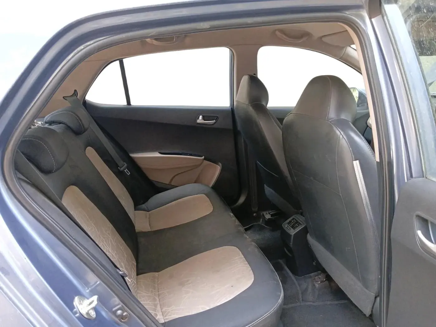 2015 Hyundai Grand i10 ASTA AT 1.2 KAPPA VTVT, Petrol, Automatic, 87,831 km, interior