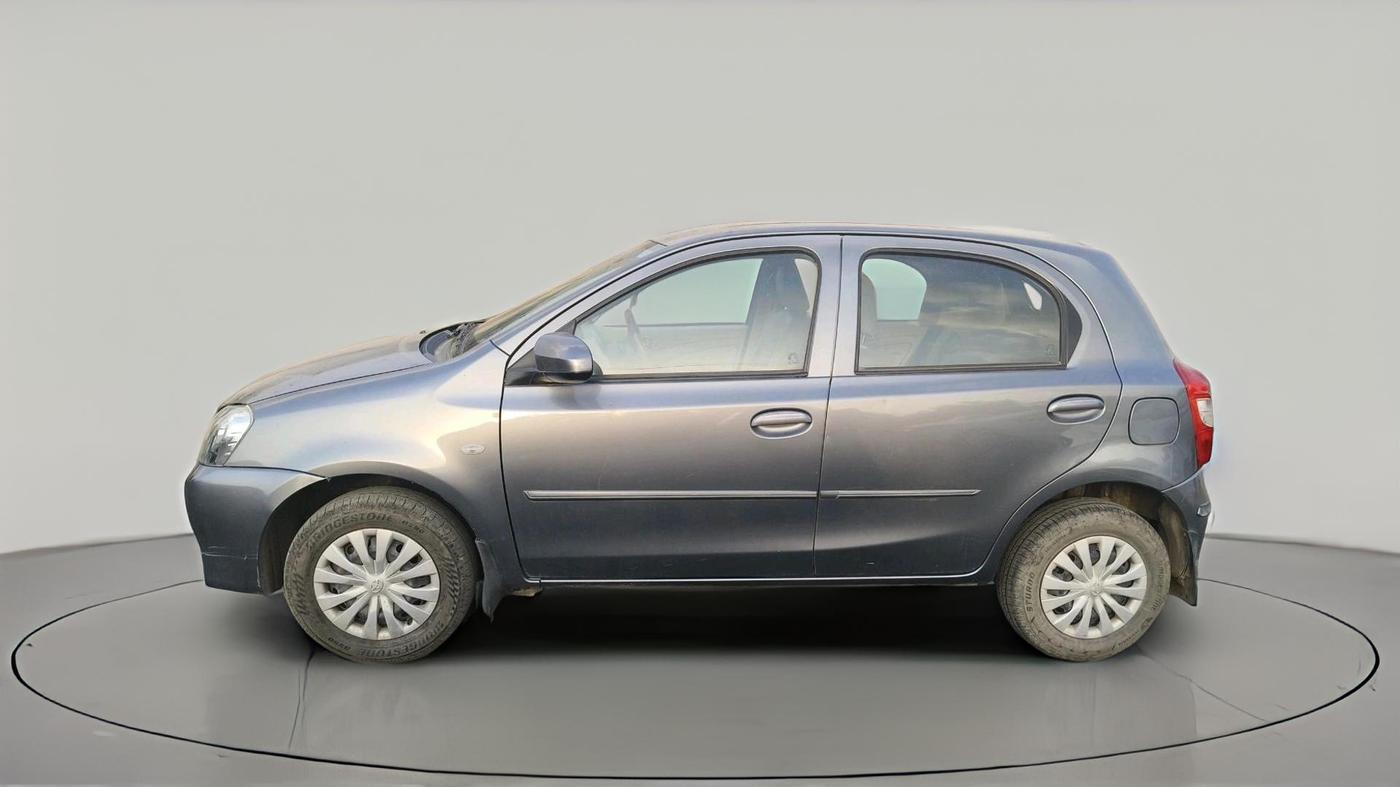 2016 Toyota Etios Liva GD, Diesel, Manual, 1,09,576 km, exterior