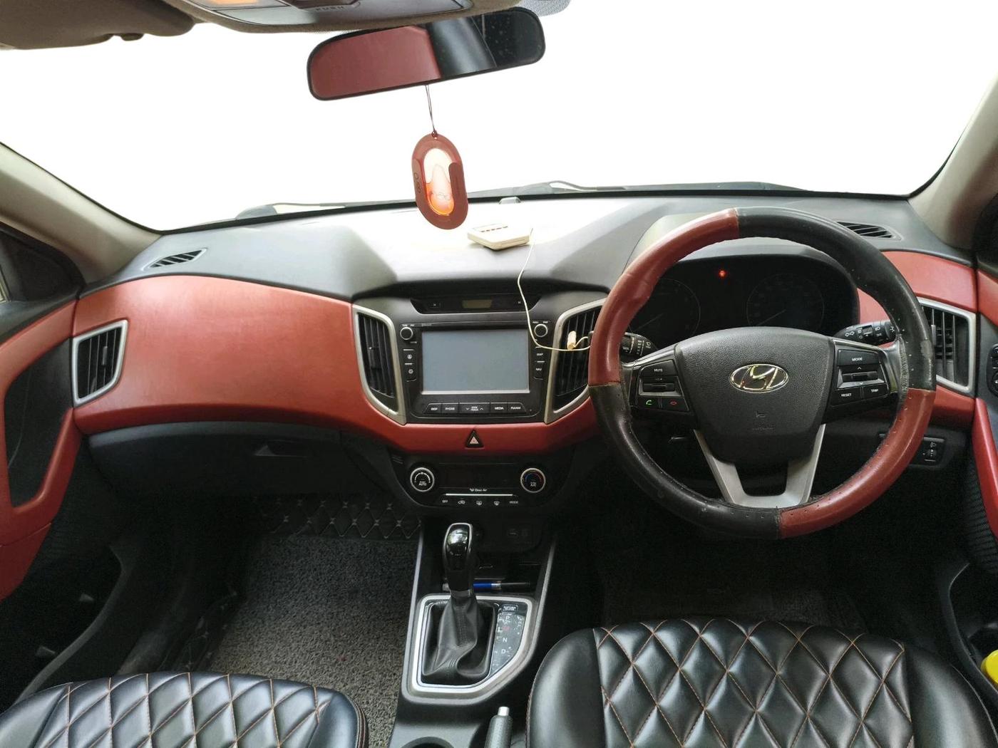 2017 Hyundai Creta SX PLUS AT 1.6 PETROL, Petrol, Automatic, 1,01,189 km, interior
