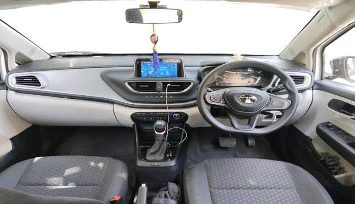 2025 Tata ALTROZ XMA PLUS PETROL, Petrol, Manual, 4,815 km, interior