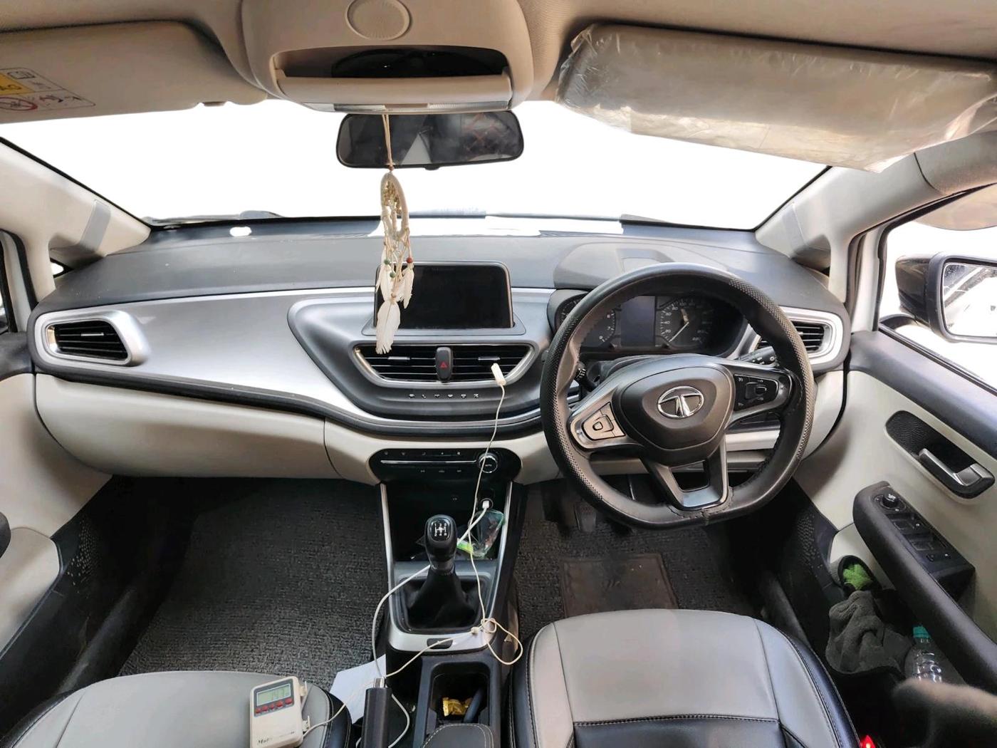 2022 Tata ALTROZ XZ PETROL, Petrol, Manual, 62,997 km, interior