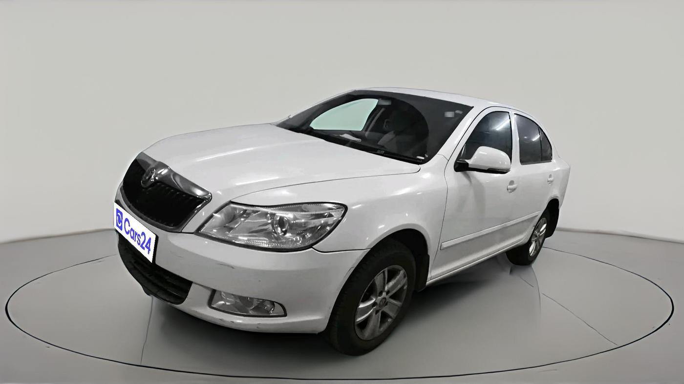 2011 Skoda Laura AMBIENTE 1.9 TDI MT, Diesel, Manual, 1,05,142 km, exterior