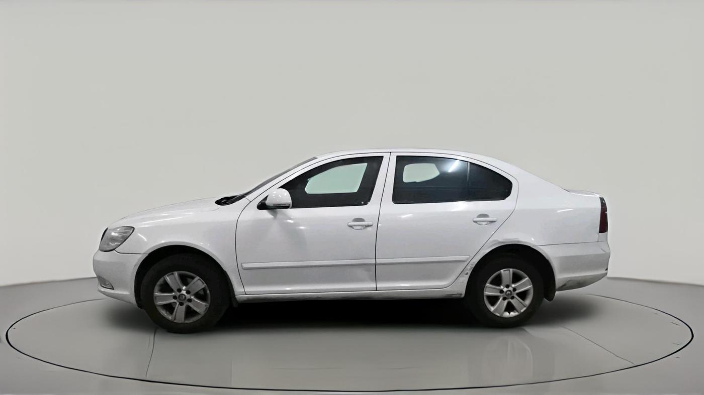2011 Skoda Laura AMBIENTE 1.9 TDI MT, Diesel, Manual, 1,05,142 km, exterior
