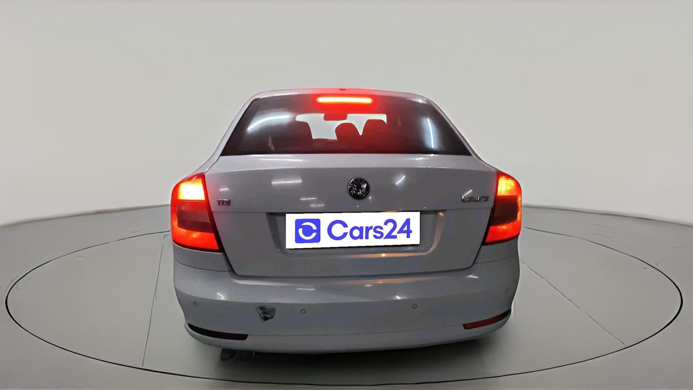 2011 Skoda Laura AMBIENTE 1.9 TDI MT, Diesel, Manual, 1,05,142 km, exterior