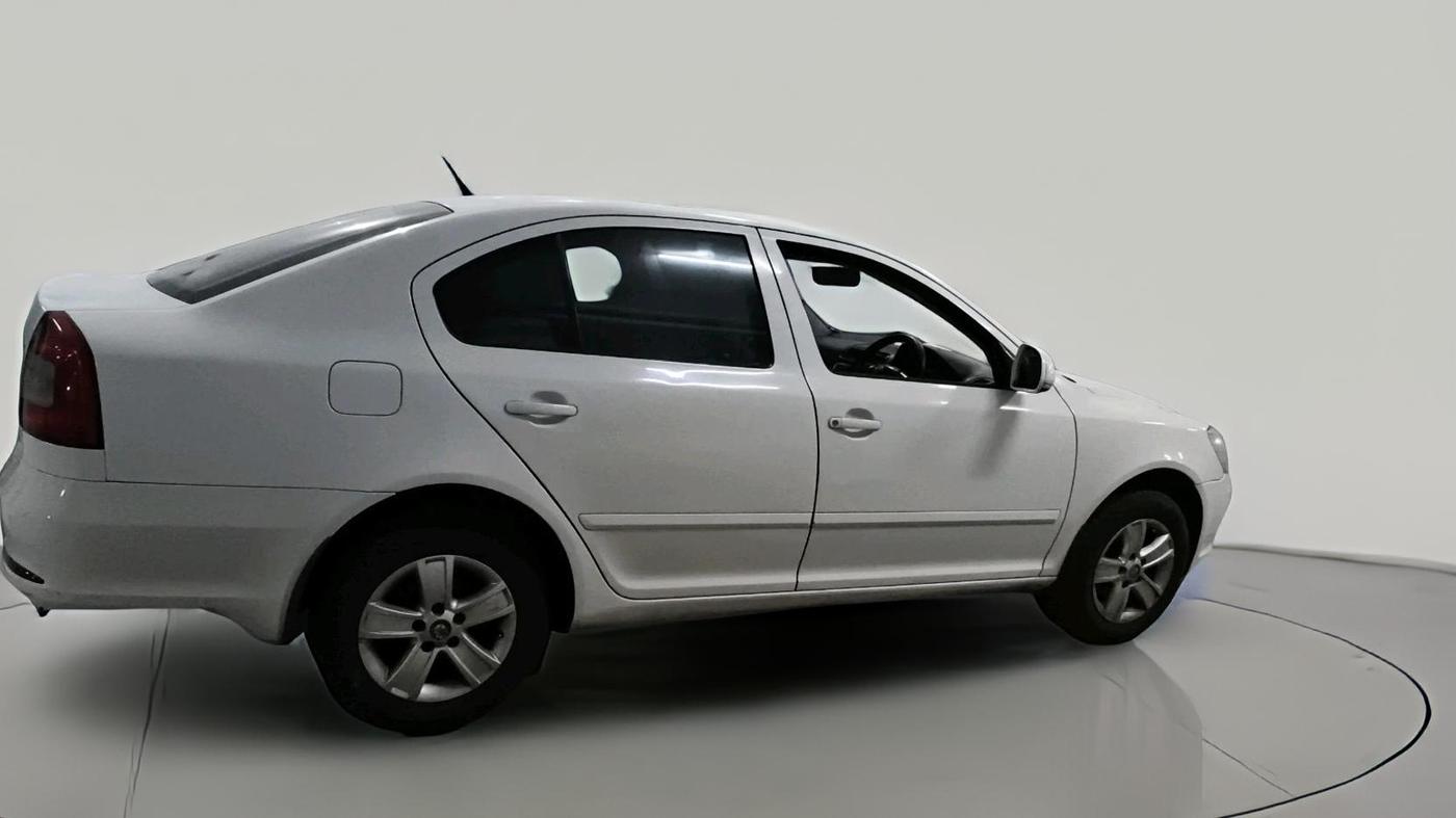 2011 Skoda Laura AMBIENTE 1.9 TDI MT, Diesel, Manual, 1,05,142 km, exterior