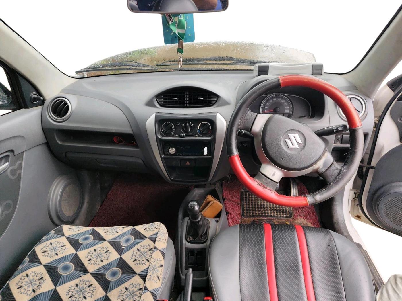 2013 Maruti Alto 800 LXI, CNG, Manual, 1,06,876 km, interior