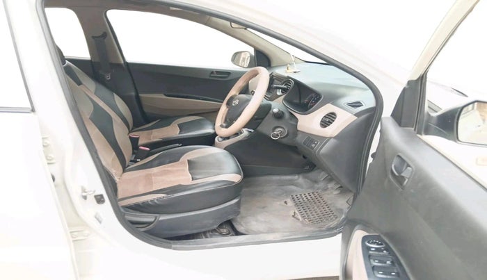 2015 Hyundai Grand i10 MAGNA 1.2 KAPPA VTVT, Petrol, Manual, 1,12,185 km, interior