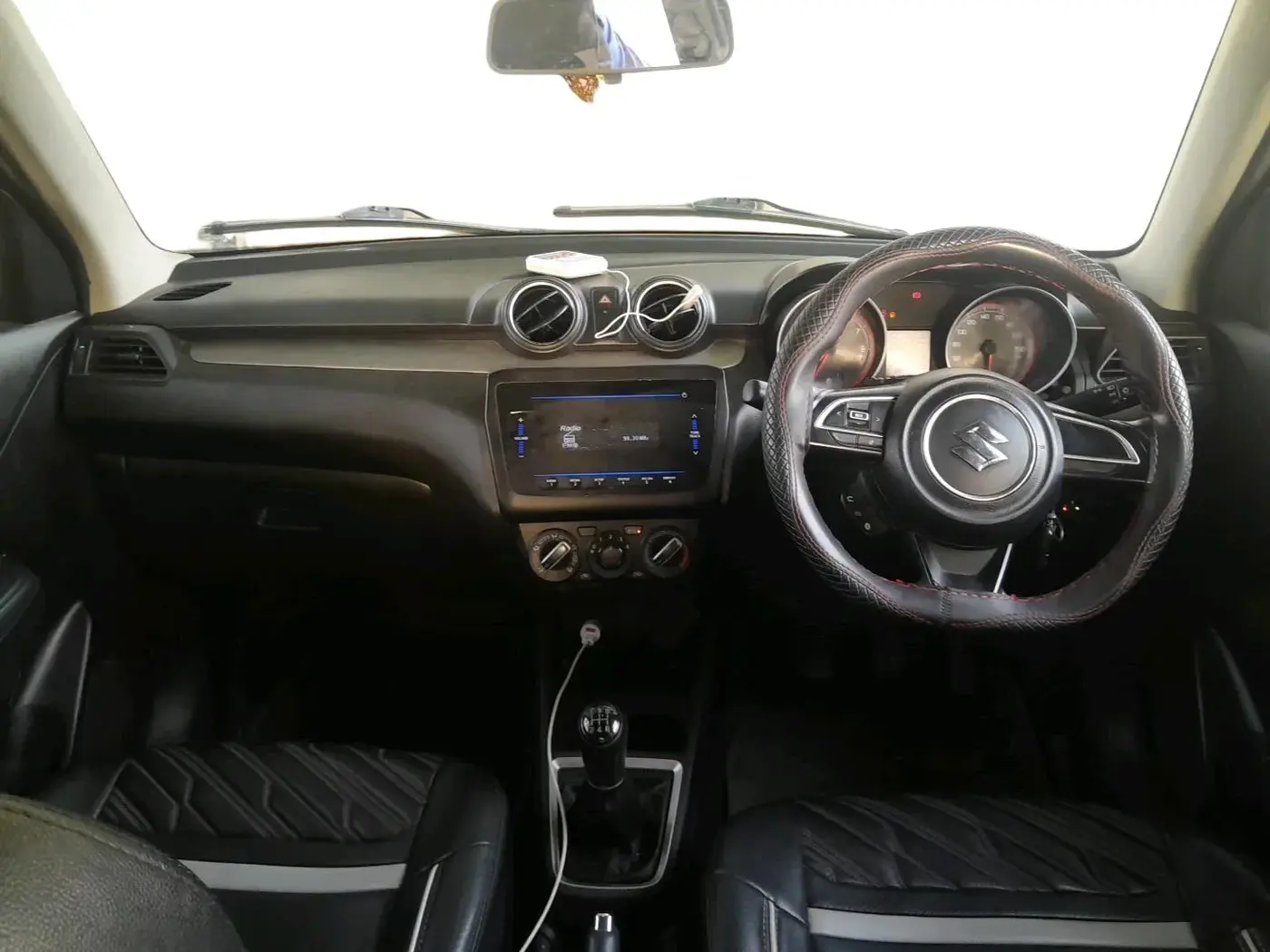 2021 Maruti Swift VXI, CNG, Manual, 90,357 km, interior