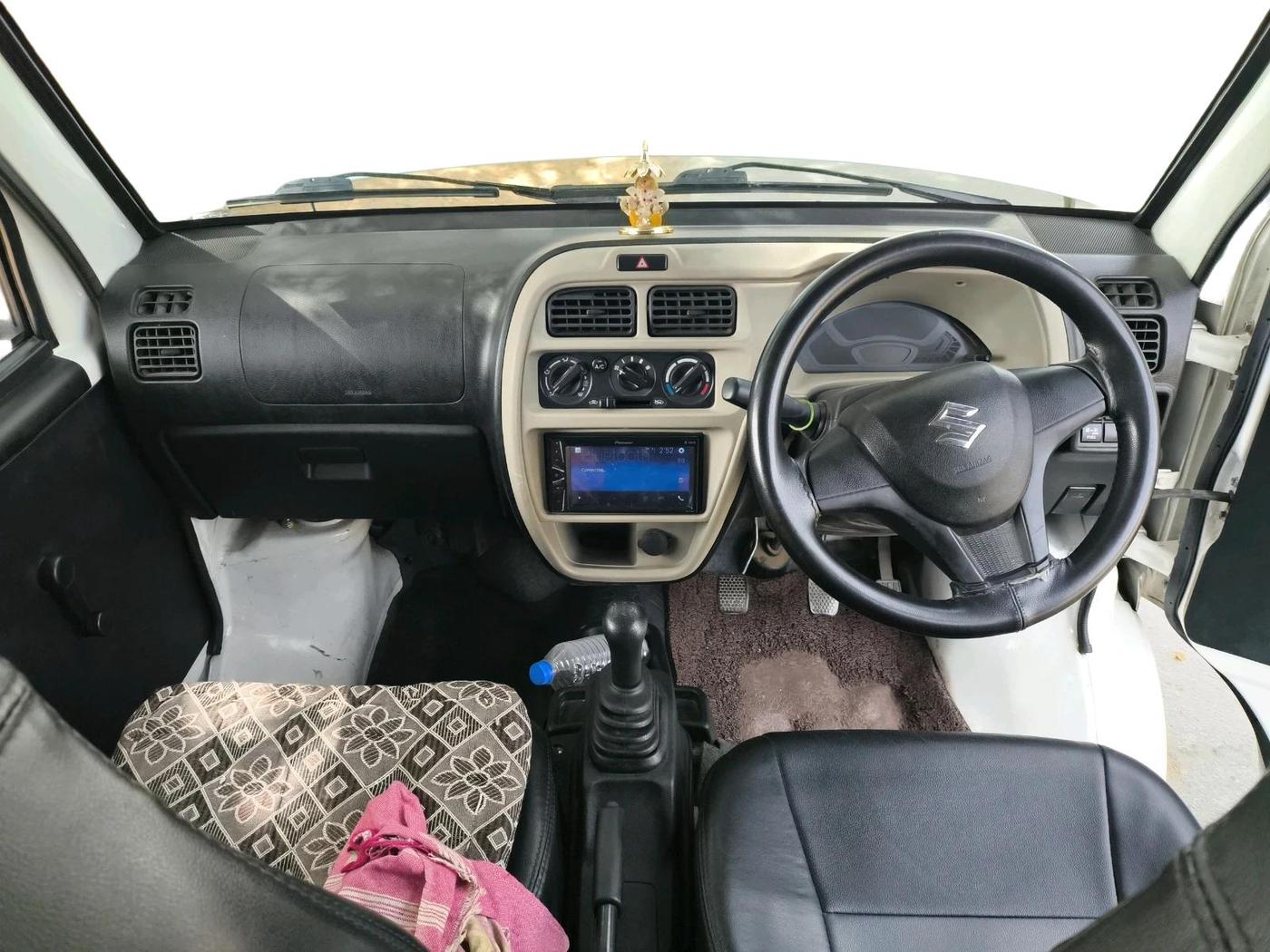 2023 Maruti Eeco 5 STR AC CNG, CNG, Manual, 66,492 km, interior