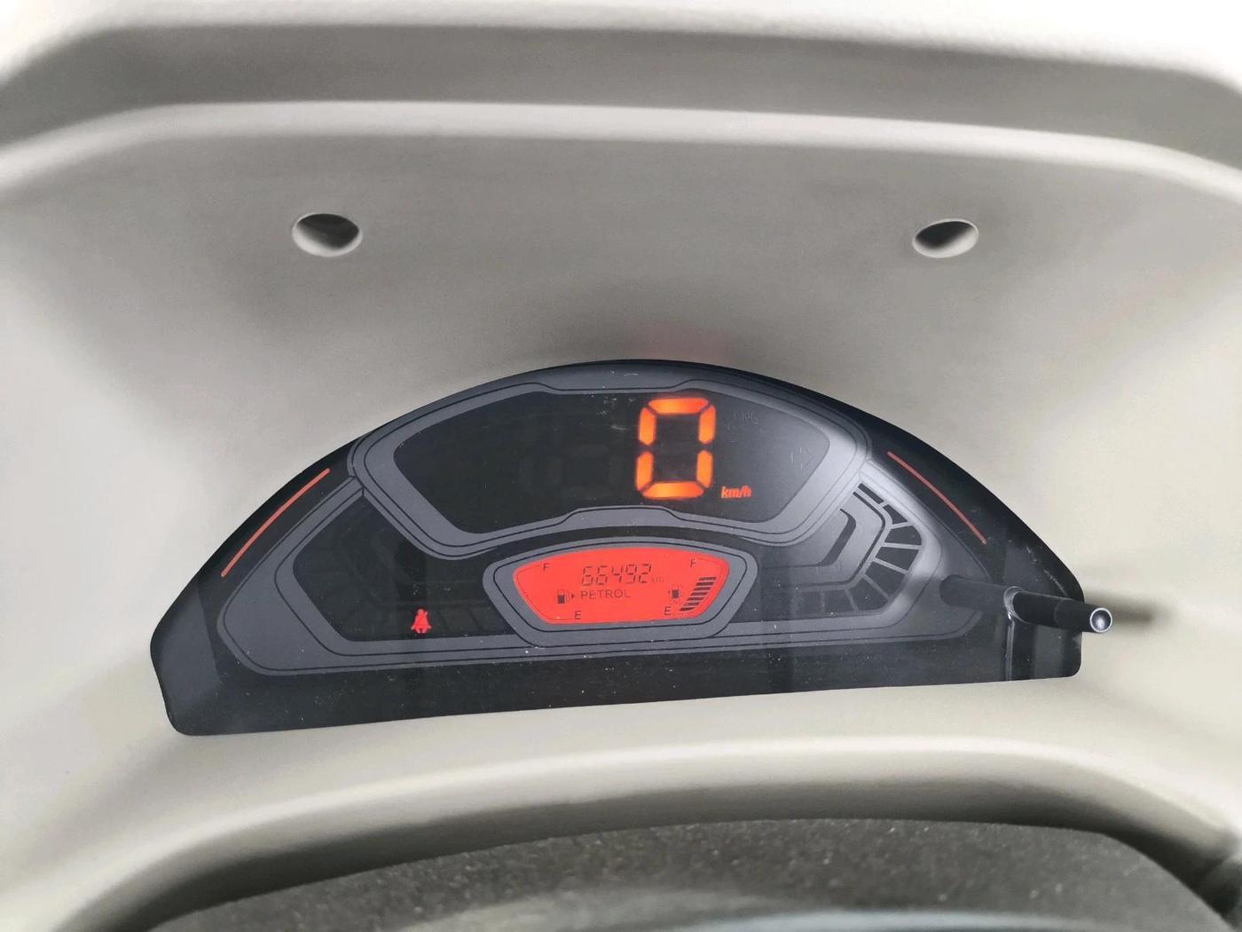 2023 Maruti Eeco 5 STR AC CNG, CNG, Manual, 66,492 km, interior