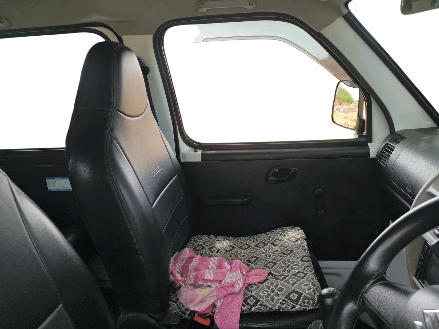 2023 Maruti Eeco 5 STR AC CNG, CNG, Manual, 66,492 km, interior