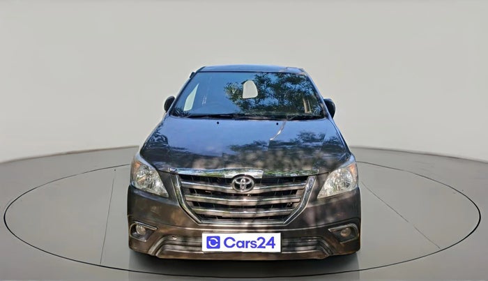 2013 Toyota Innova 2.5 GX 8 STR, Diesel, Manual, 1,77,803 km, exterior