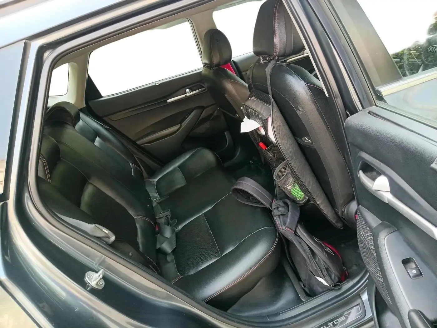 2019 KIA SELTOS HTK PLUS 1.5 DIESEL, Diesel, Manual, 1,03,317 km, interior