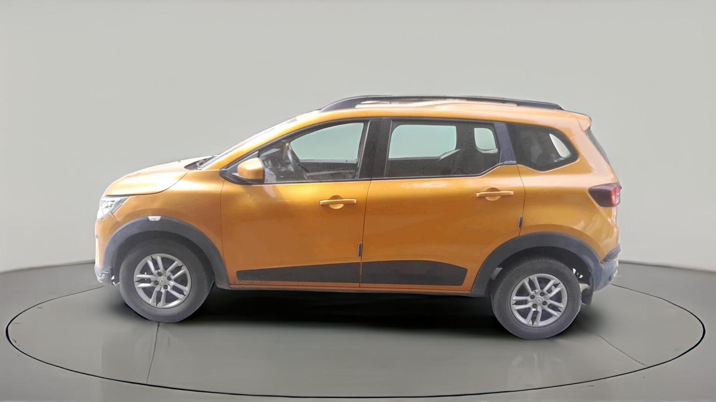 2019 Renault TRIBER RXT, Petrol, Manual, 71,848 km, exterior