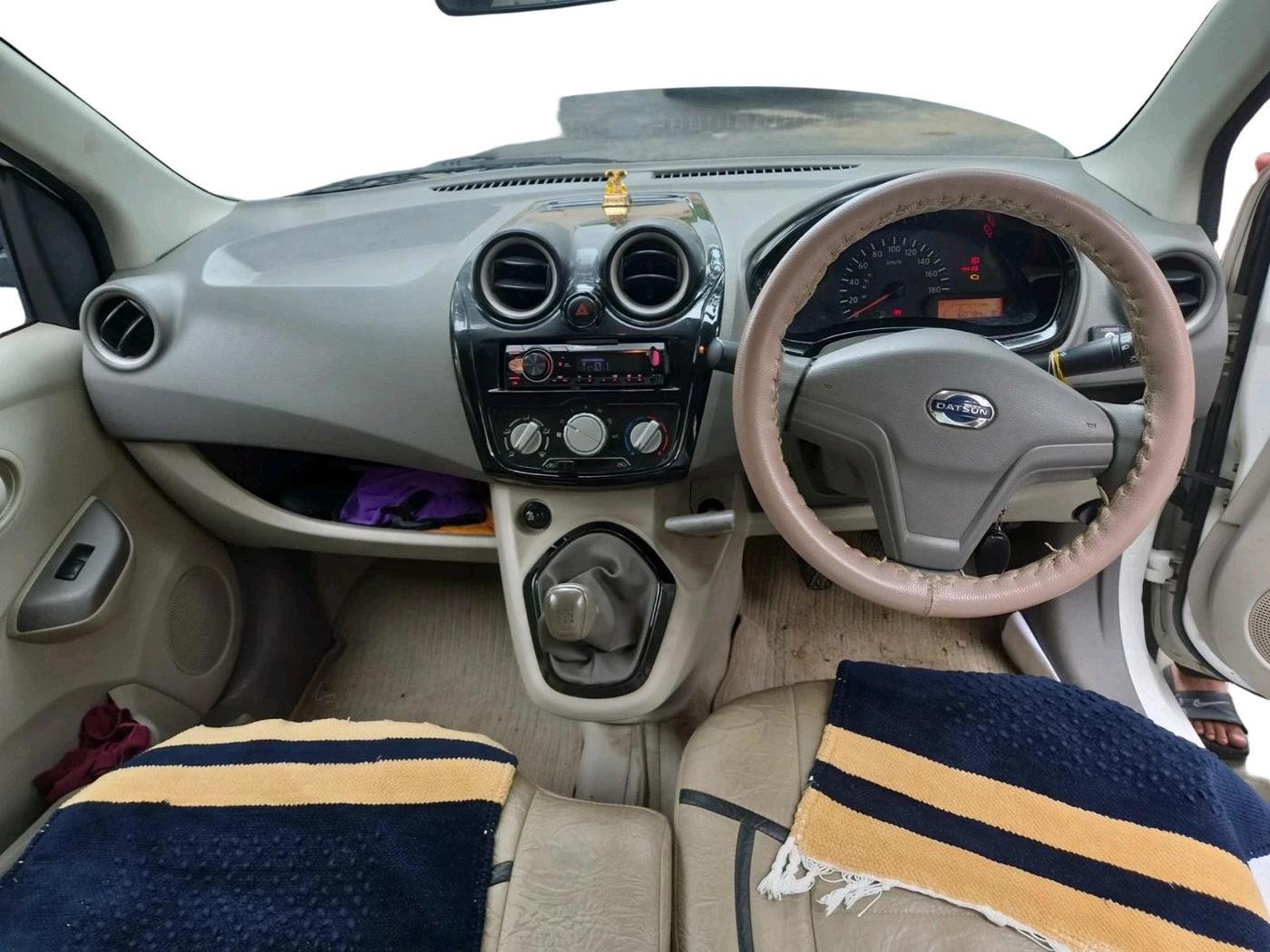 2015 Datsun Go T, CNG, Manual, 60,784 km, interior