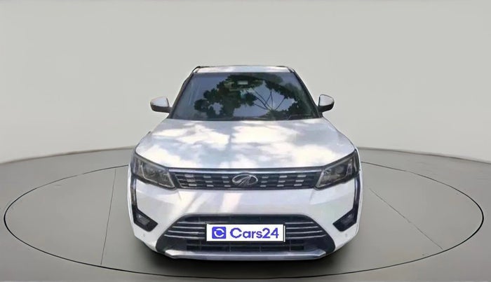 2022 Mahindra XUV300 W8 (O) 1.5 DIESEL, Diesel, Manual, 1,13,330 km, exterior