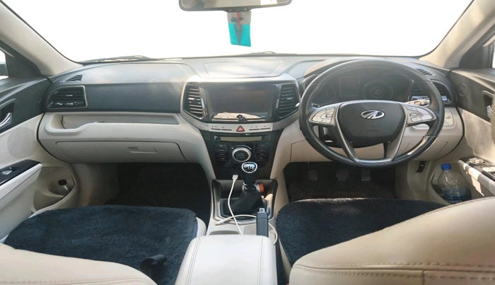 2022 Mahindra XUV300 W8 (O) 1.5 DIESEL, Diesel, Manual, 1,13,330 km, interior