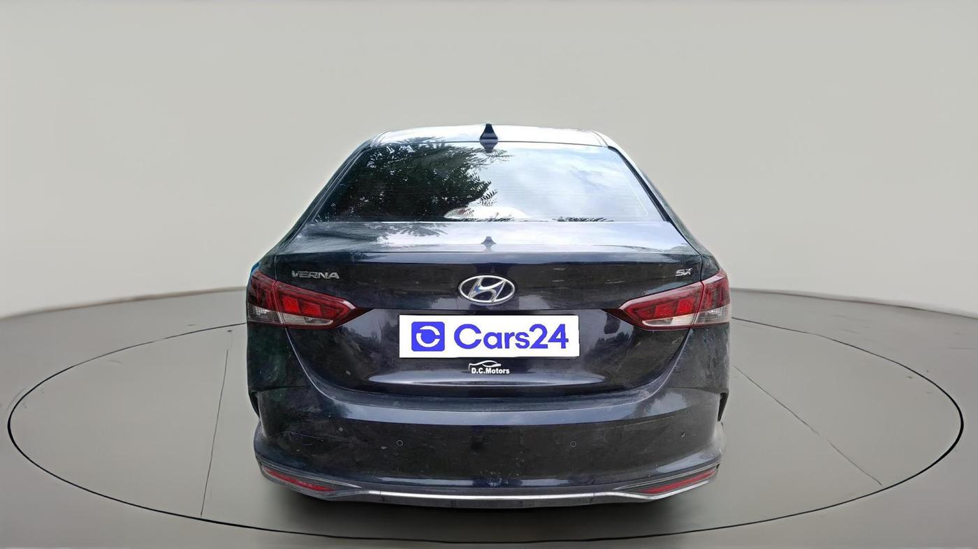 2022 Hyundai Verna SX 1.5 VTVT, Petrol, Manual, 27,443 km, exterior