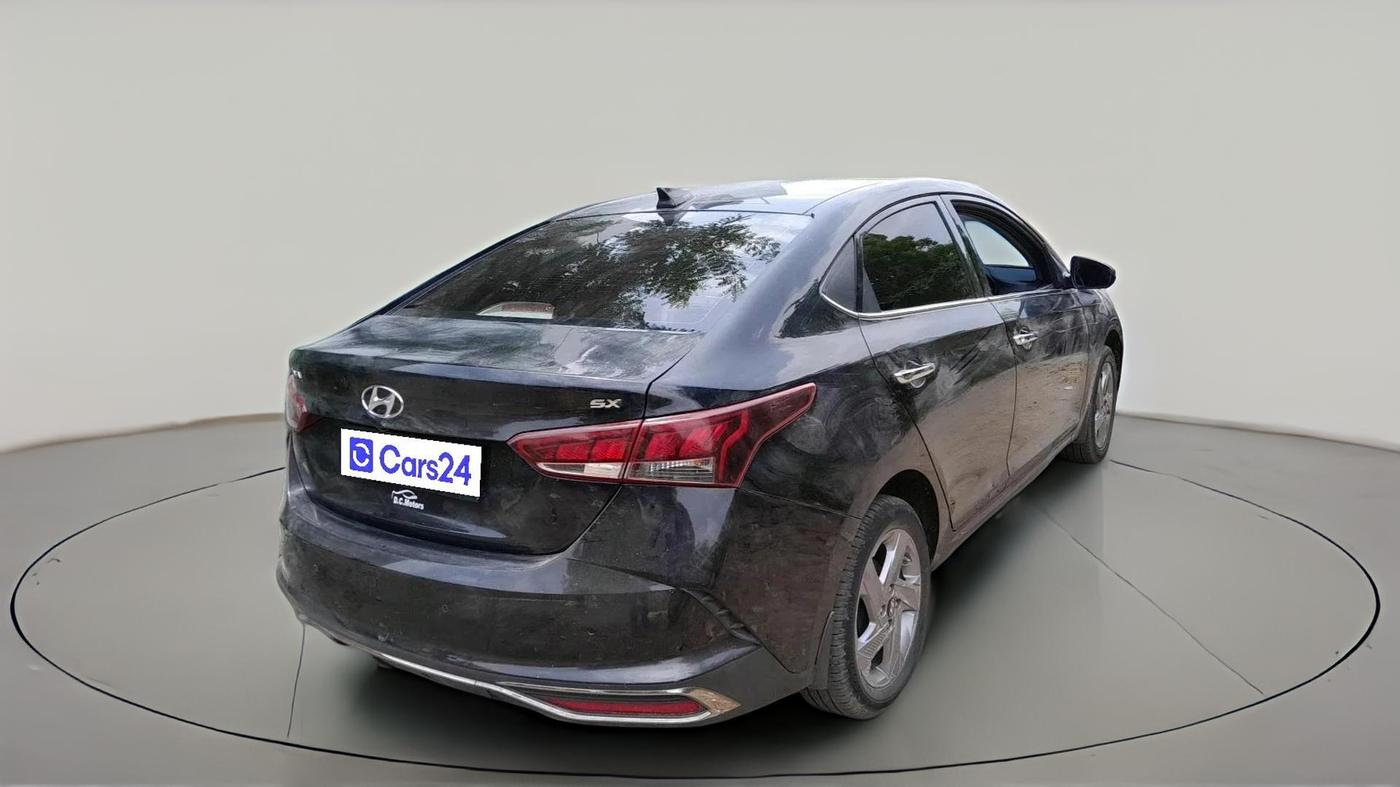 2022 Hyundai Verna SX 1.5 VTVT, Petrol, Manual, 27,443 km, exterior