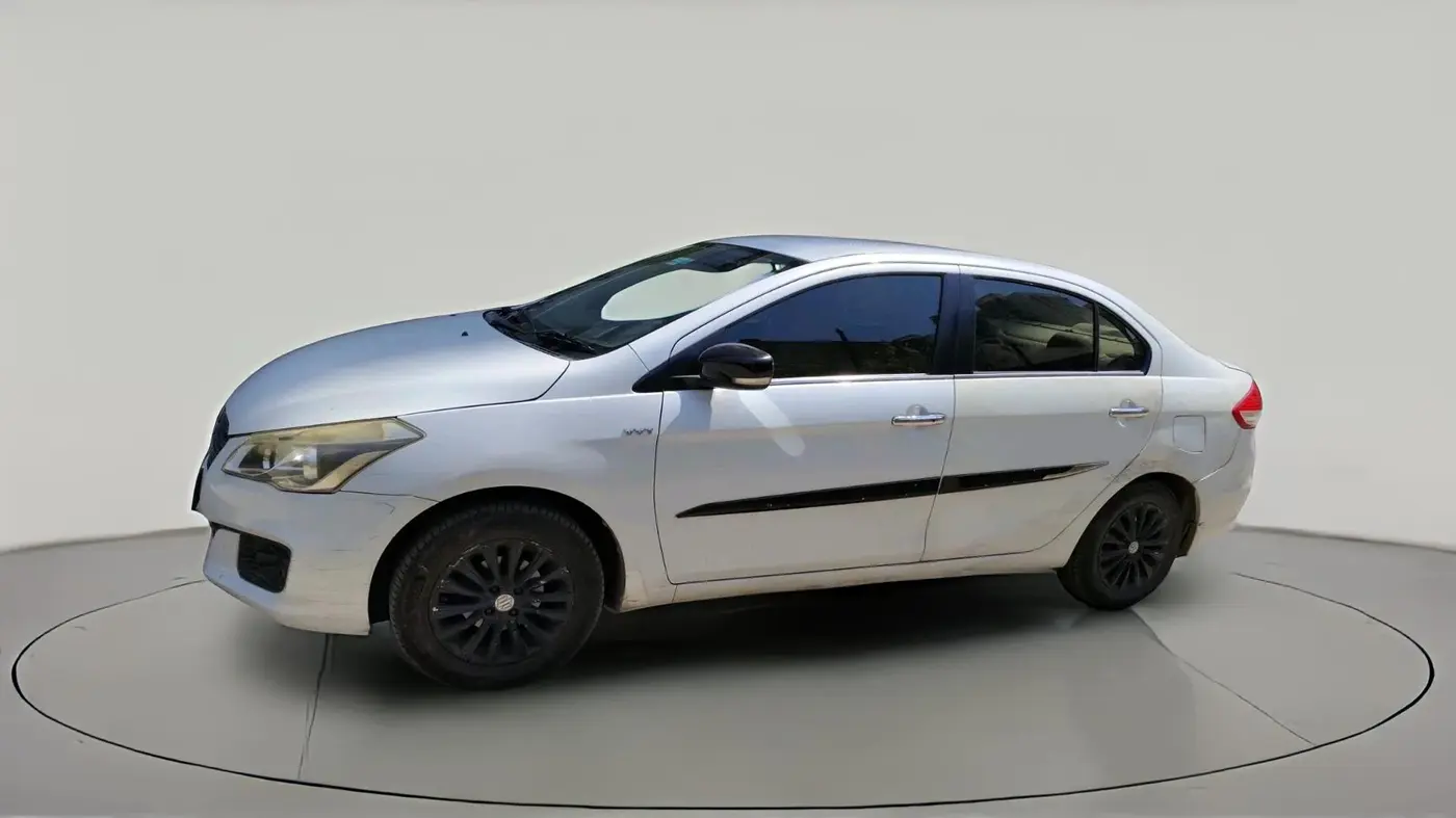 2015 Maruti Ciaz ZXI, CNG, Manual, 1,53,071 km, exterior