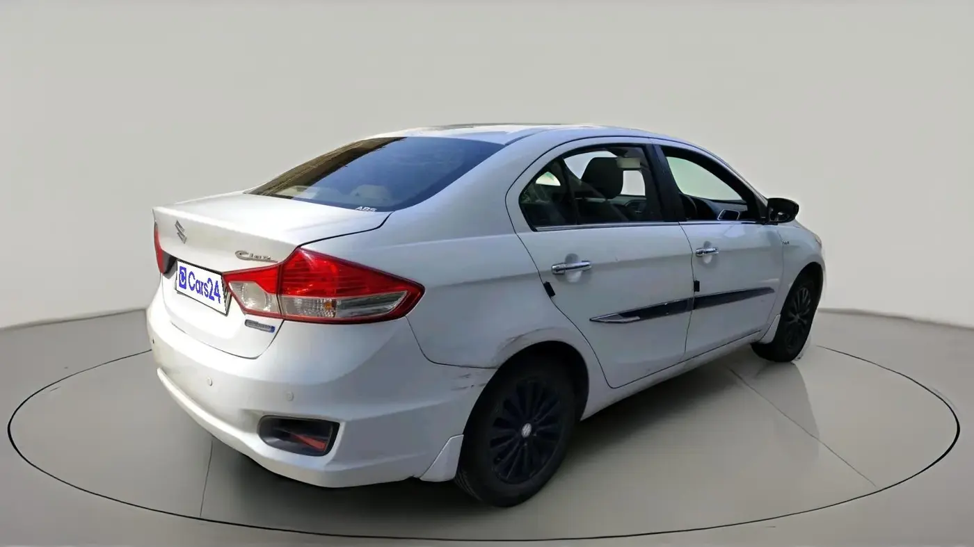 2015 Maruti Ciaz ZXI, CNG, Manual, 1,53,071 km, exterior