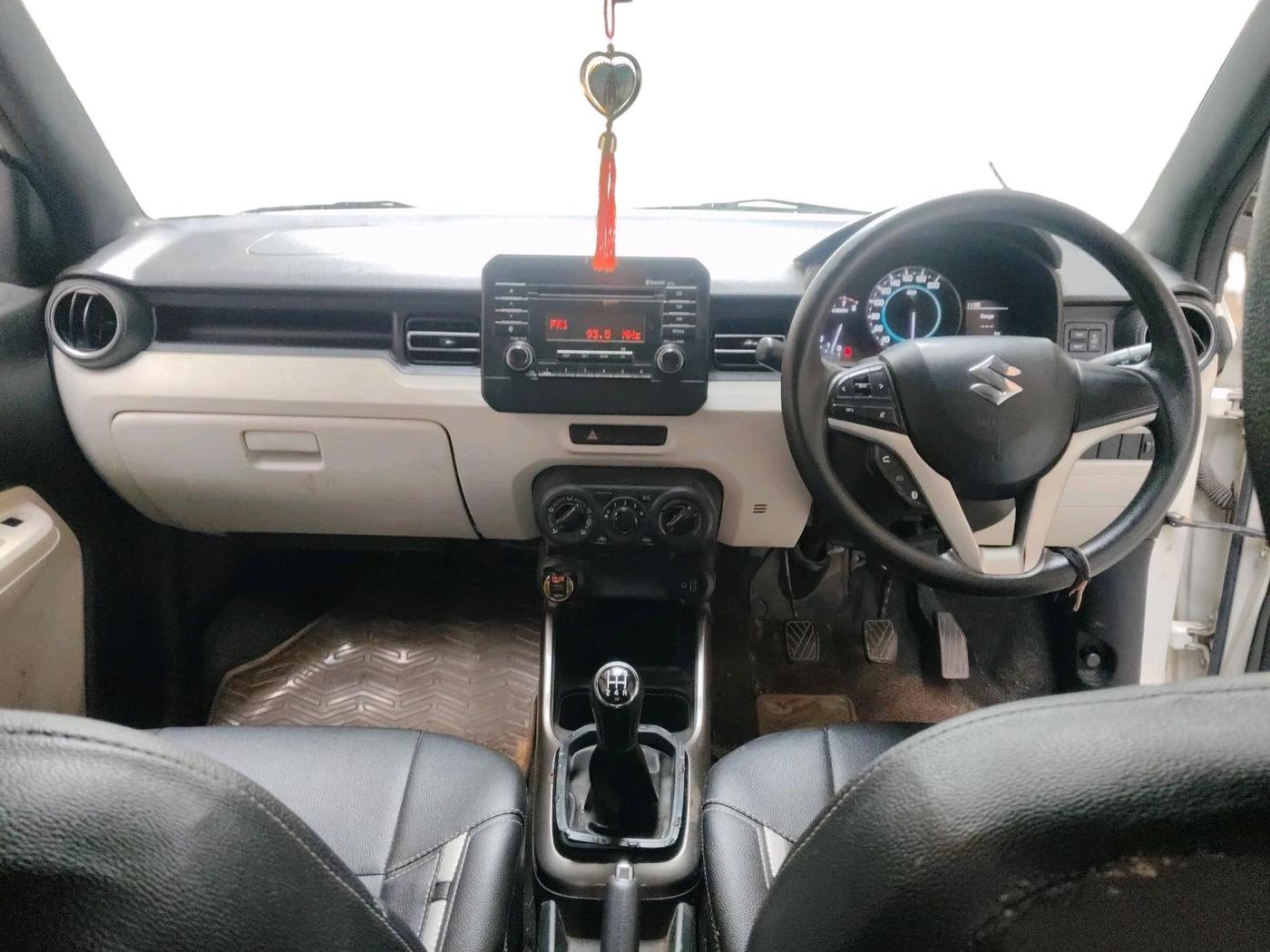 2019 Maruti IGNIS DELTA 1.2, Petrol, Manual, 82,007 km, interior