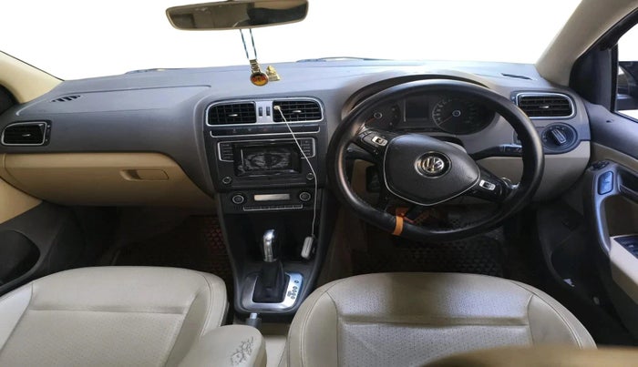 2016 Volkswagen Vento HIGHLINE PETROL AT, Petrol, Automatic, 48,347 km, interior