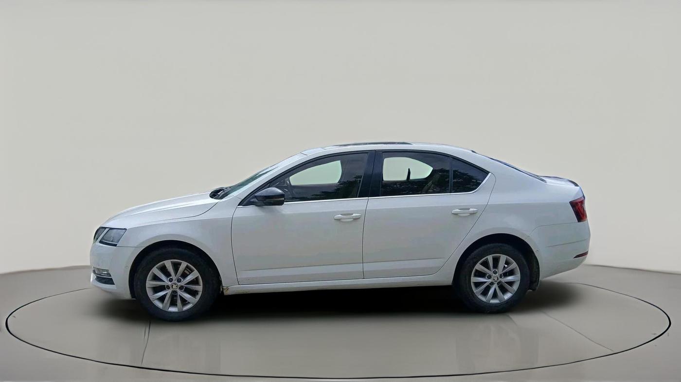 2017 Skoda Octavia STYLE PLUS AT 1.8 TSI, Petrol, Automatic, 97,888 km, exterior