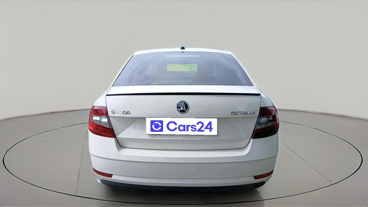 2017 Skoda Octavia STYLE PLUS AT 1.8 TSI, Petrol, Automatic, 97,888 km, exterior