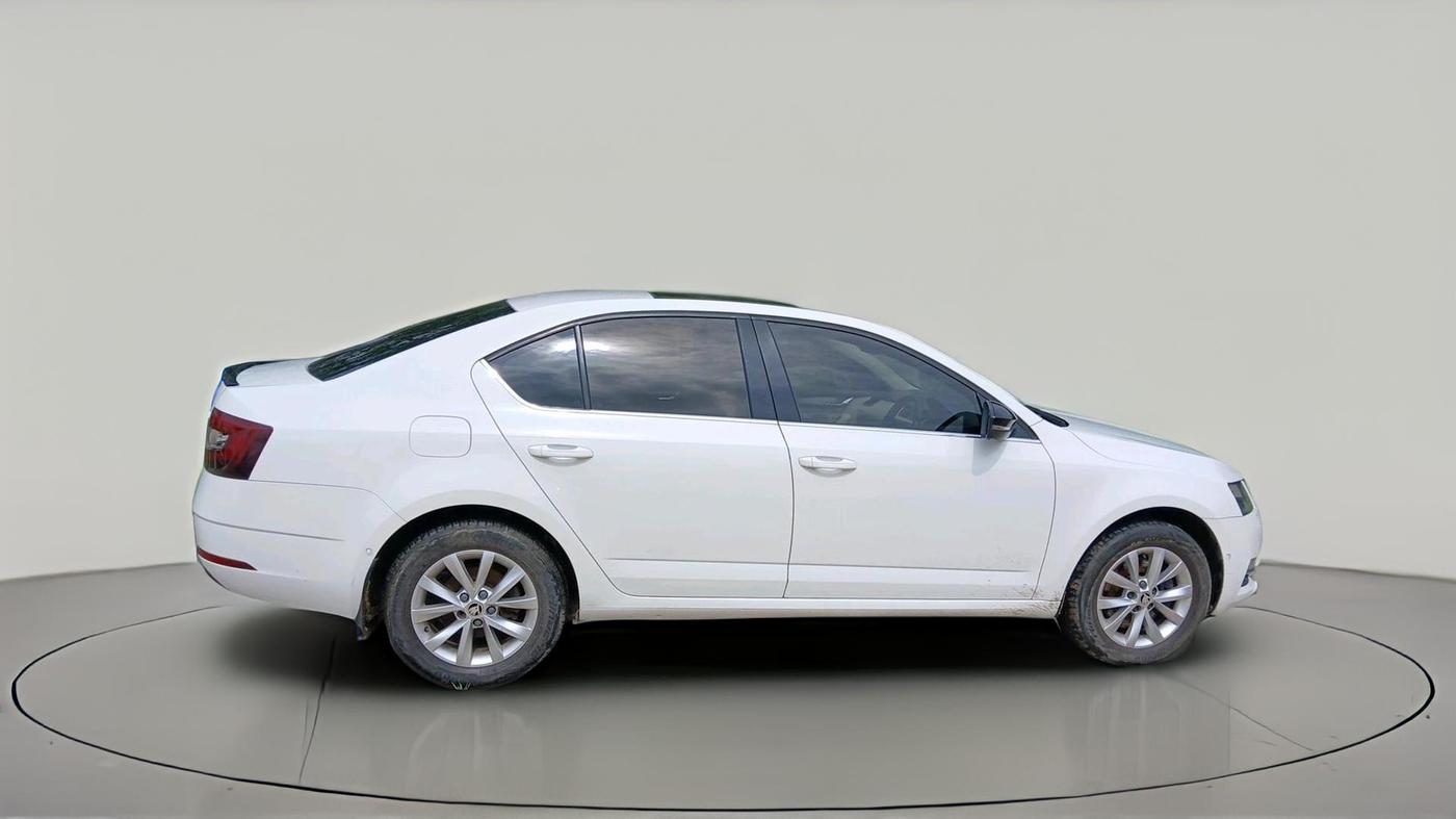 2017 Skoda Octavia STYLE PLUS AT 1.8 TSI, Petrol, Automatic, 97,888 km, exterior