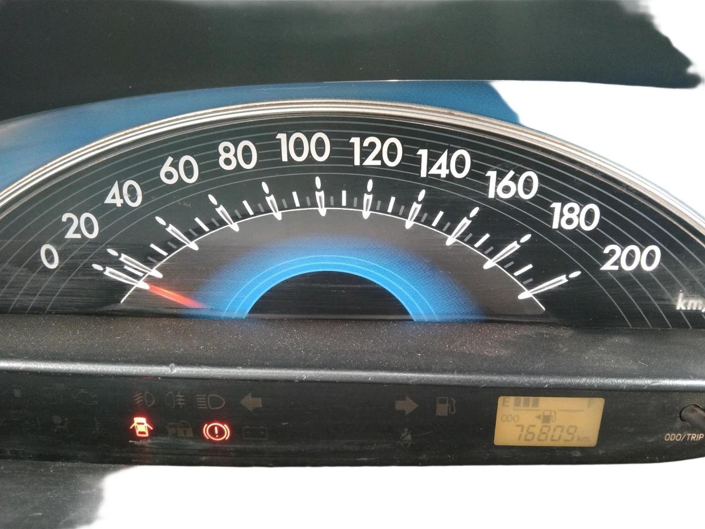 2013 Toyota Etios Liva G, Petrol, Manual, 76,809 km, interior