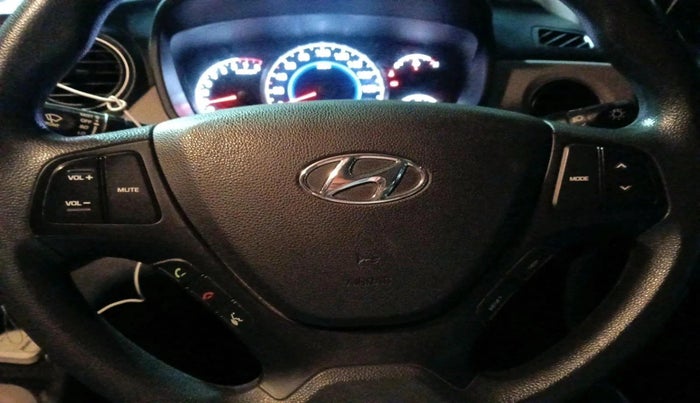 2019 Hyundai Grand i10 SPORTZ 1.2 KAPPA VTVT, Petrol, Manual, 72,613 km, interior