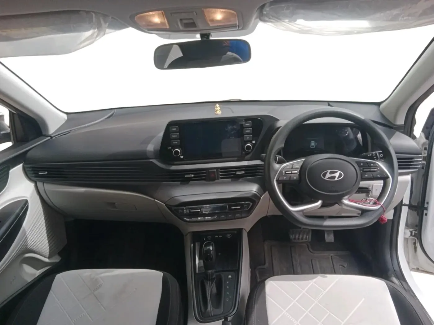 2024 Hyundai NEW I20 Sportz (O) 1.2 IVT, Petrol, Automatic, 7,013 km, interior