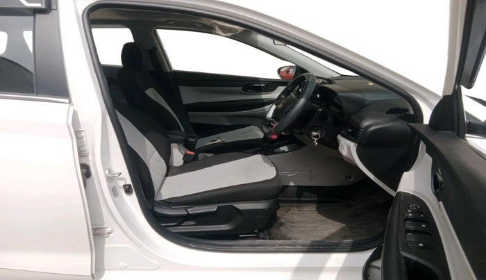 2024 Hyundai NEW I20 Sportz (O) 1.2 IVT, Petrol, Automatic, 7,013 km, interior