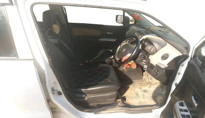 2014 Maruti Wagon R 1.0 VXI, Petrol, Manual, 96,842 km, interior