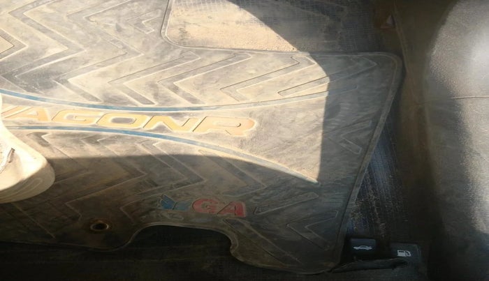 2014 Maruti Wagon R 1.0 VXI, Petrol, Manual, 96,842 km, interior