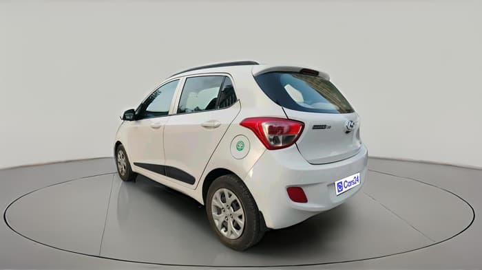 2016 Hyundai Grand i10 SPORTZ 1.2 KAPPA VTVT, Petrol, Manual, 75,560 km, exterior