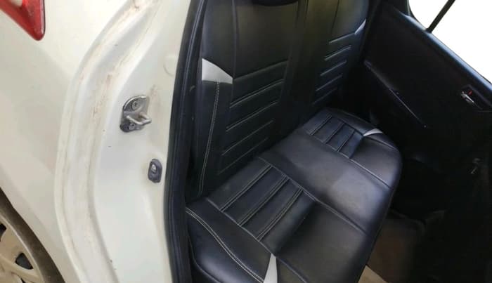 2013 Maruti Swift VXI, Petrol, Manual, 76,689 km, interior